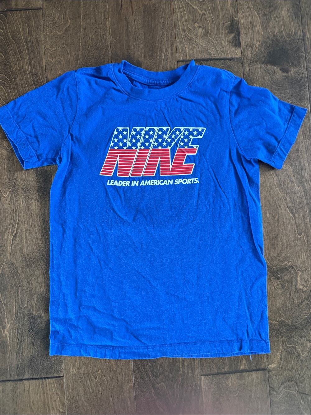 Nike  short sleeve - M